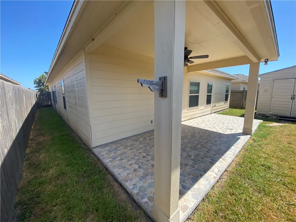 3837 Woodhouse Corpus Christi, TX 78414