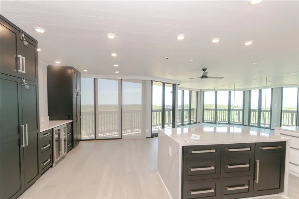6745 Seacomber Drive #103 Port Aransas, TX 78373
