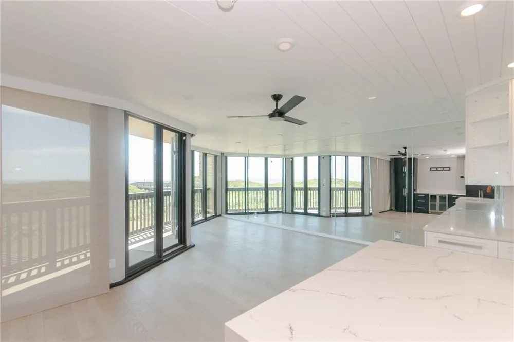 6745 Seacomber Drive #103 Port Aransas, TX 78373