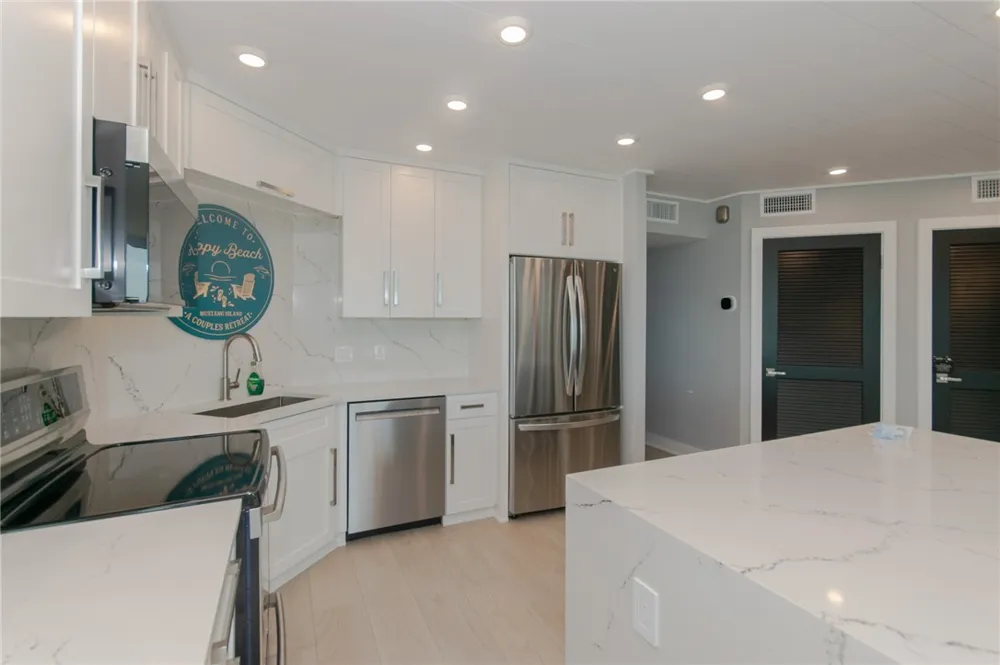 6745 Seacomber Drive #103 Port Aransas, TX 78373