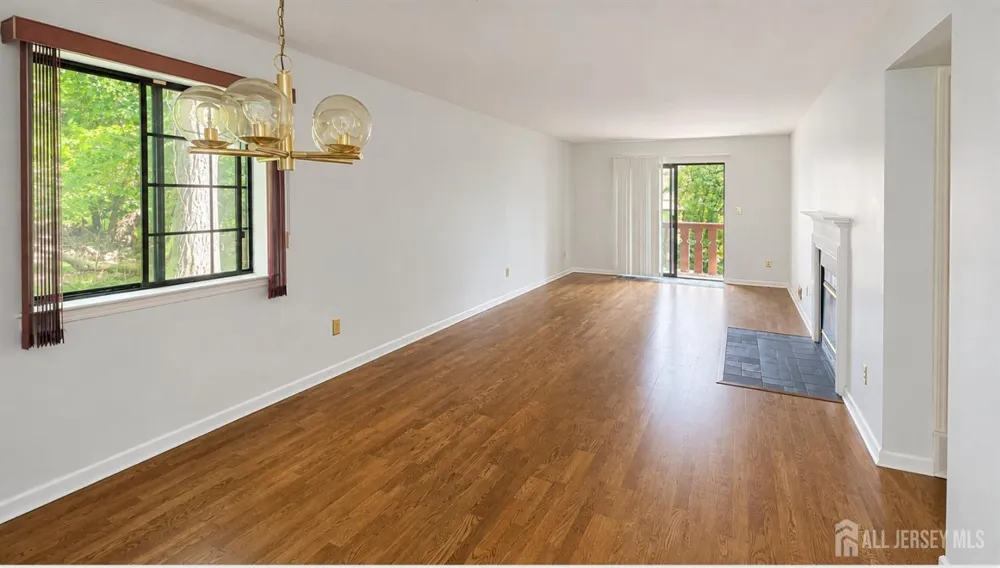 201 Mark Twain Way Mahwah, NJ 07430
