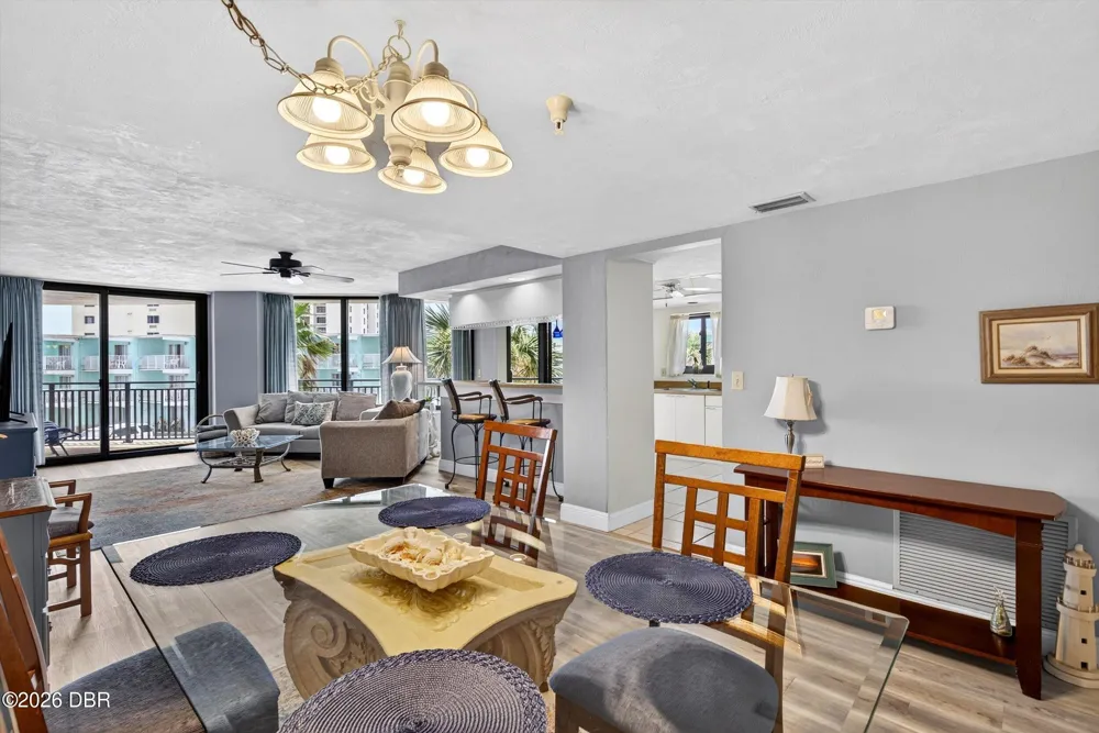 2555 S Atlantic Avenue #207 Daytona Beach Shores, FL 32118