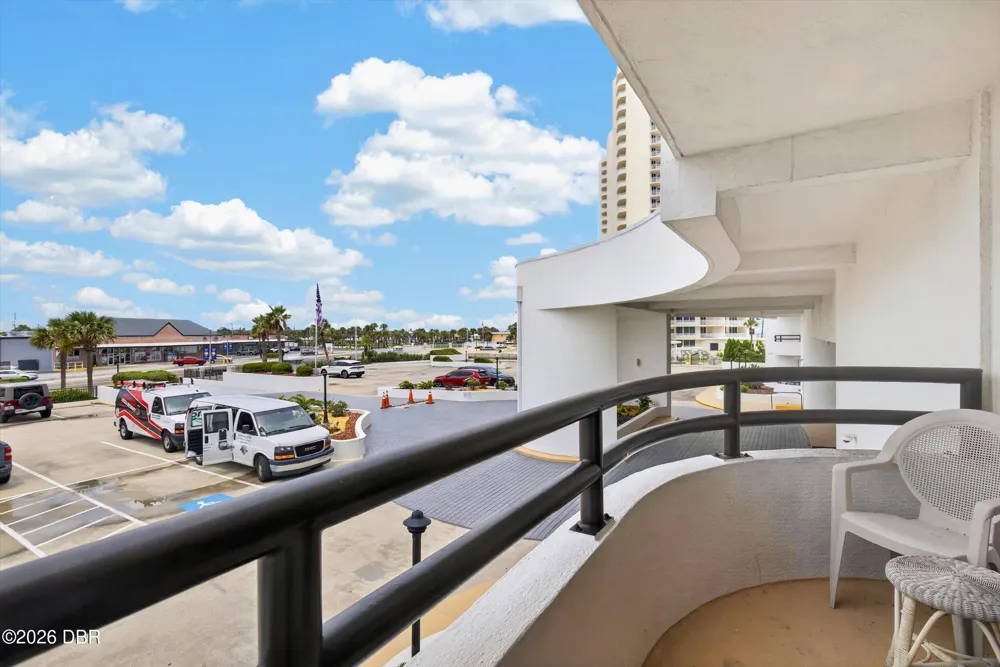 2555 S Atlantic Avenue #207 Daytona Beach Shores, FL 32118