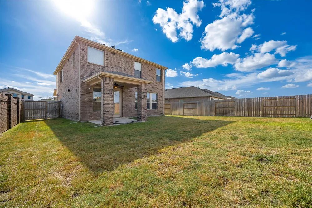 8202 Leisure Point Drive Cypress, TX 77433