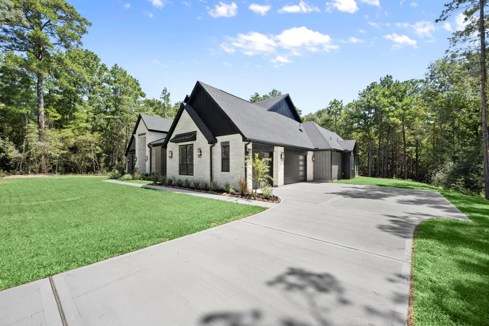 130 Sanctuary Road Huntsville, TX 77340