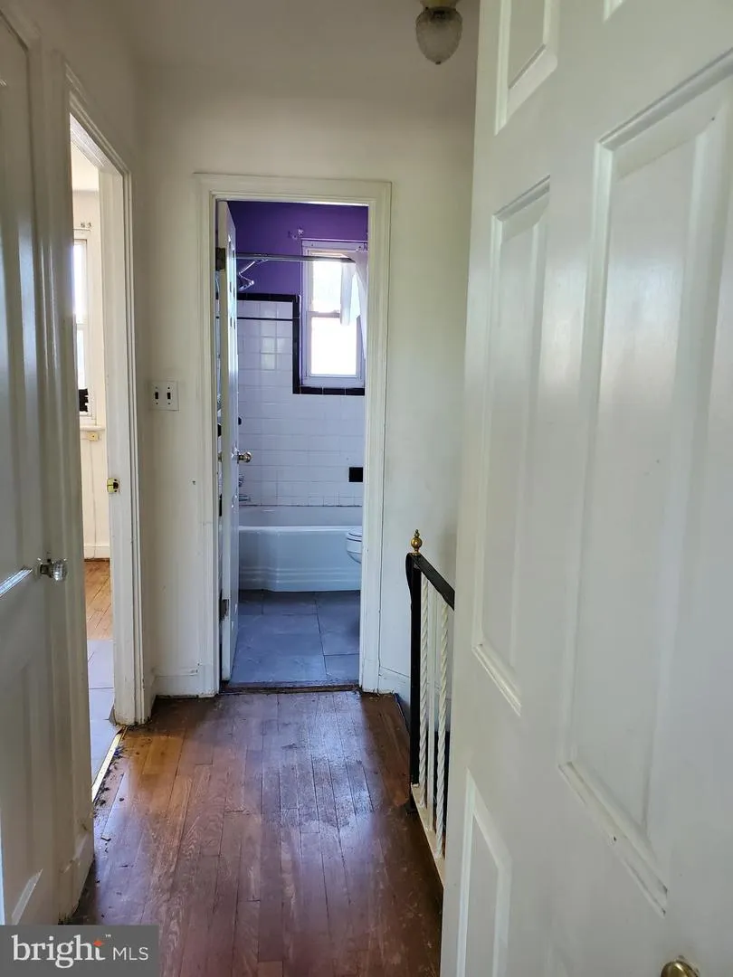 217 LYNHAVEN DRIVE Alexandria, VA 22305