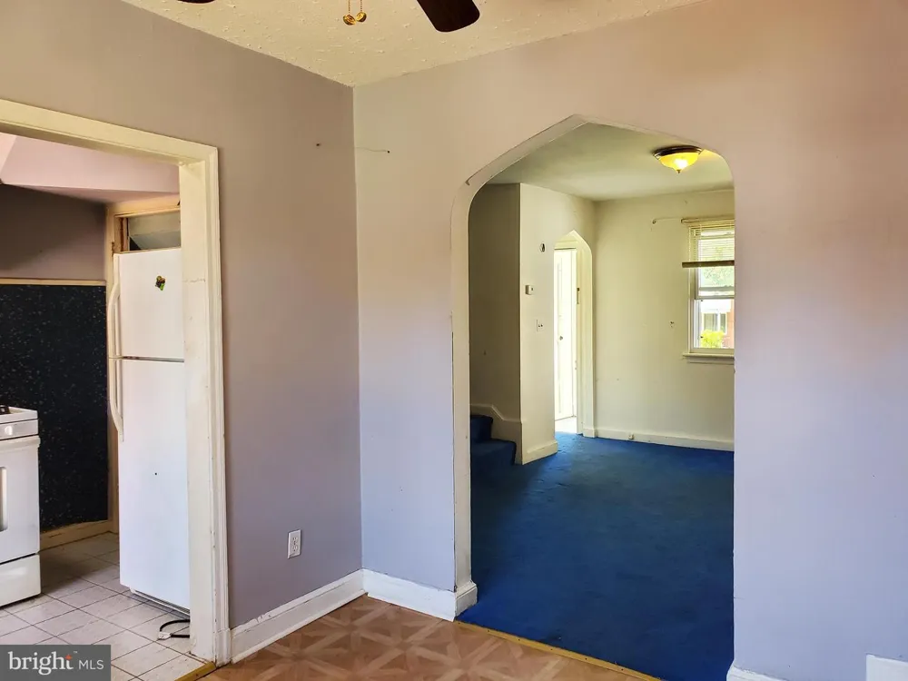 217 LYNHAVEN DRIVE Alexandria, VA 22305