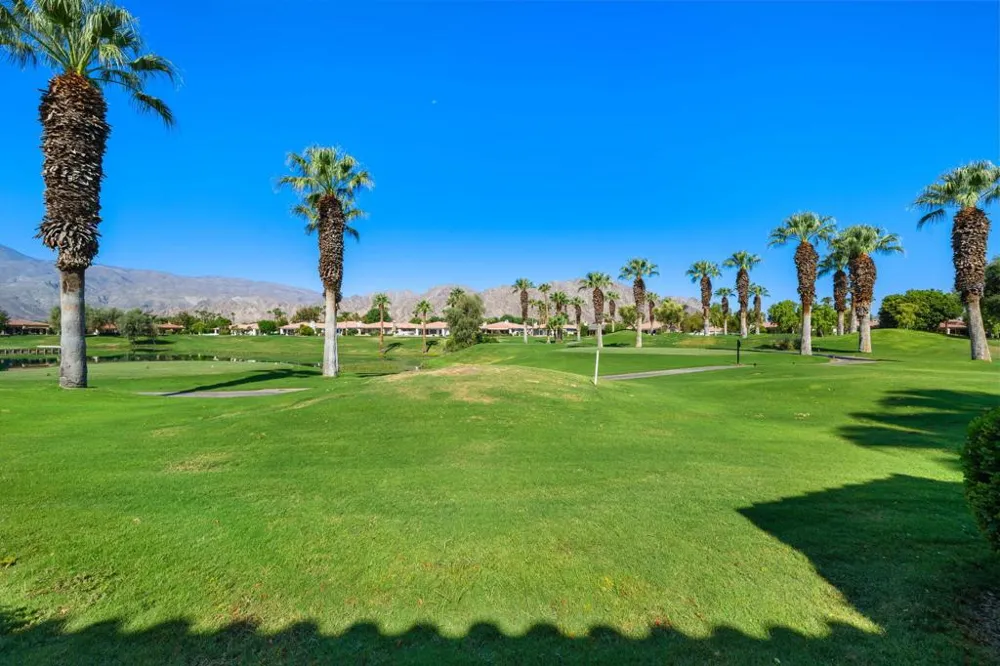 55265 Laurel La Quinta, CA 92253