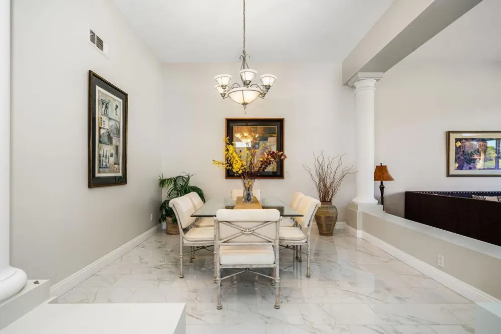 55265 Laurel La Quinta, CA 92253