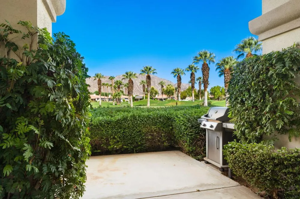 55265 Laurel La Quinta, CA 92253