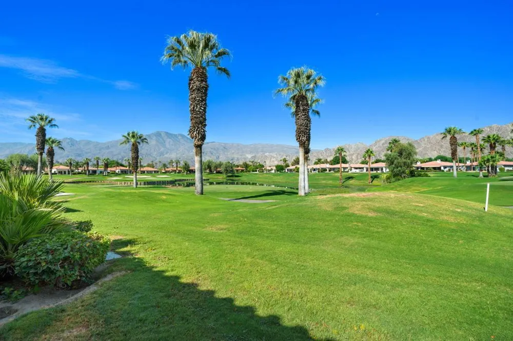 55265 Laurel La Quinta, CA 92253