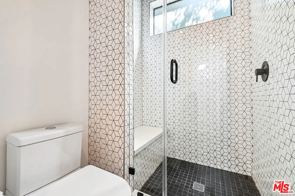 1037 Palms Boulevard Los Angeles, CA 90291