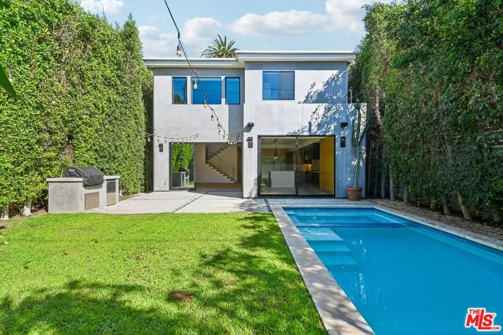 1037 Palms Boulevard Los Angeles, CA 90291