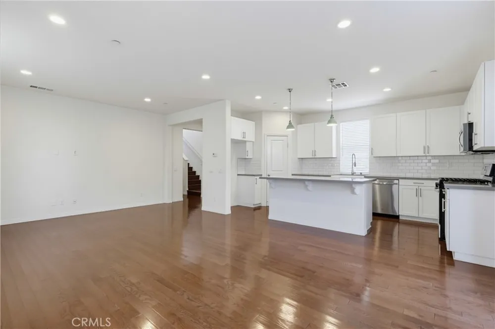 201 Encanto Monterey Park, CA 91755