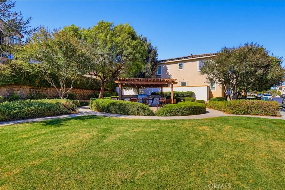 201 Encanto Monterey Park, CA 91755