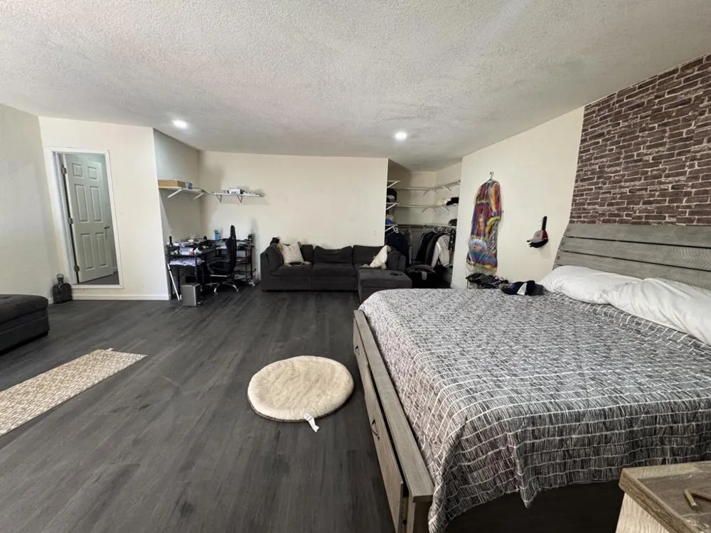 12235 Foothill Avenue San Martin, CA 95046