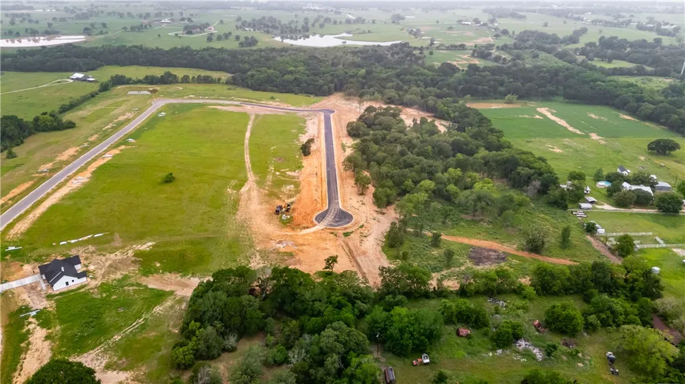 138 Pueblo Drive Caldwell, TX 77836