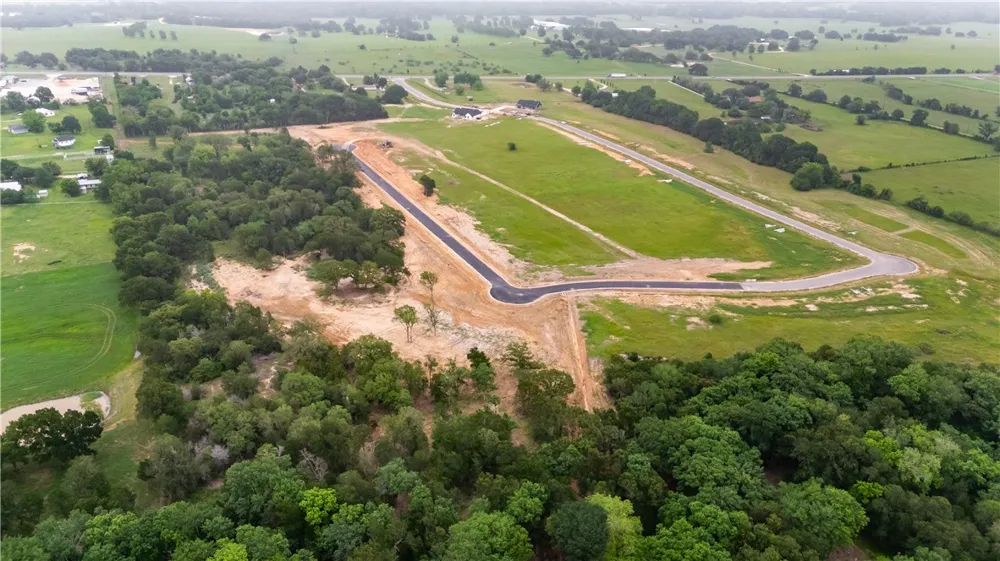 138 Pueblo Drive Caldwell, TX 77836