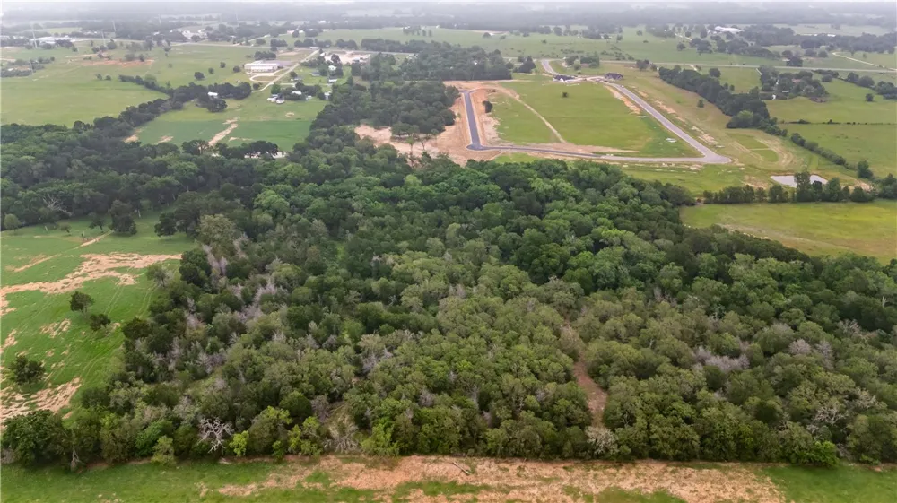 138 Pueblo Drive Caldwell, TX 77836