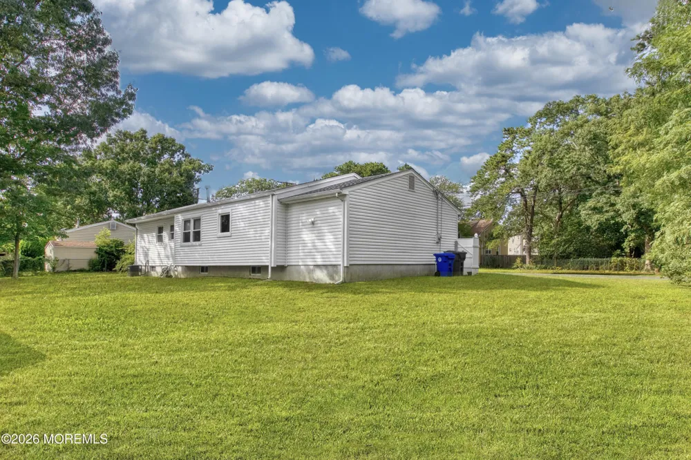 120 Algonquin trl. Brick, NJ 08724