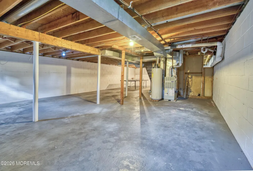 120 Algonquin trl. Brick, NJ 08724