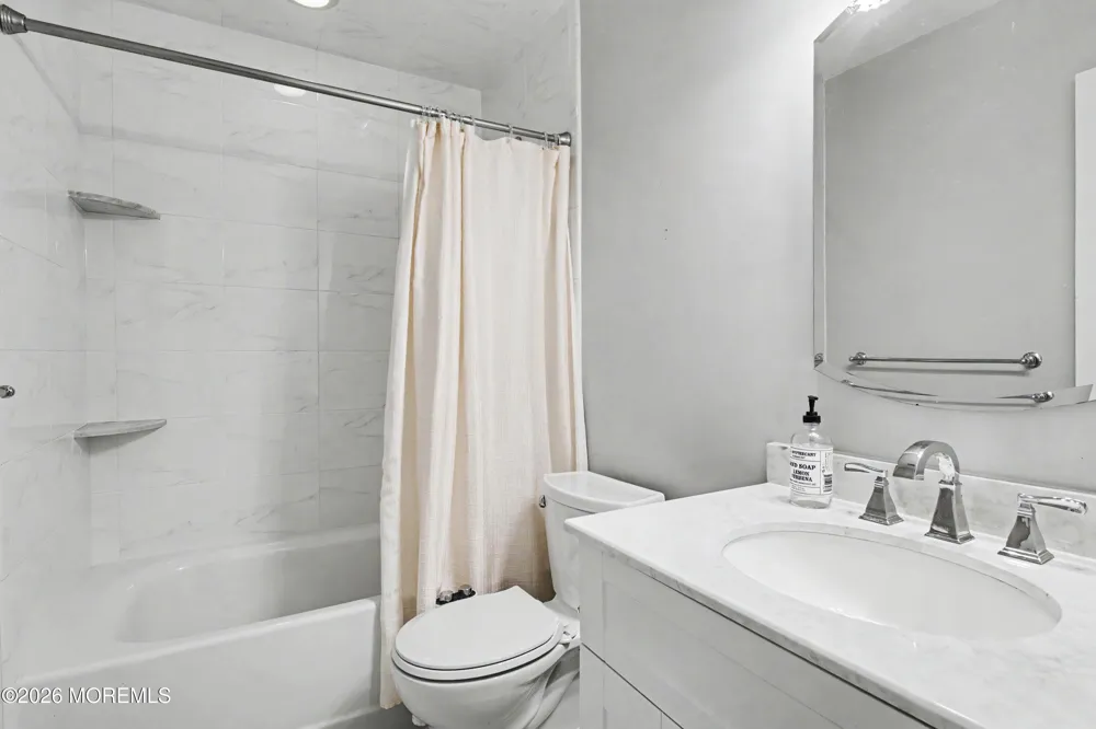 120 Algonquin trl. Brick, NJ 08724