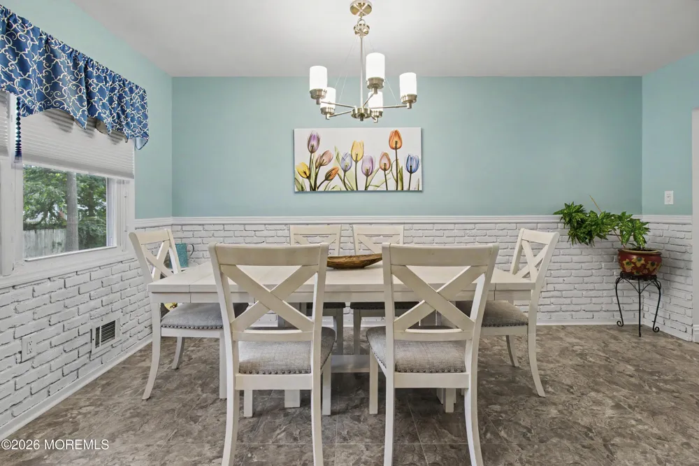 120 Algonquin trl. Brick, NJ 08724