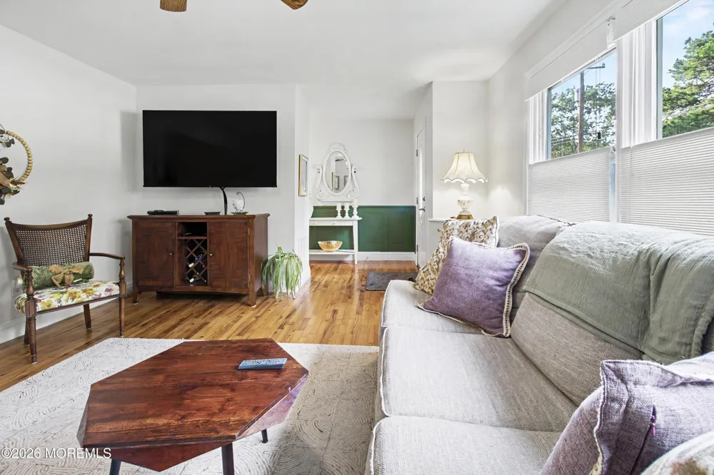 120 Algonquin trl. Brick, NJ 08724