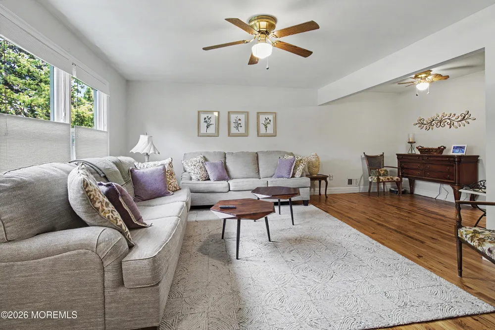 120 Algonquin trl. Brick, NJ 08724