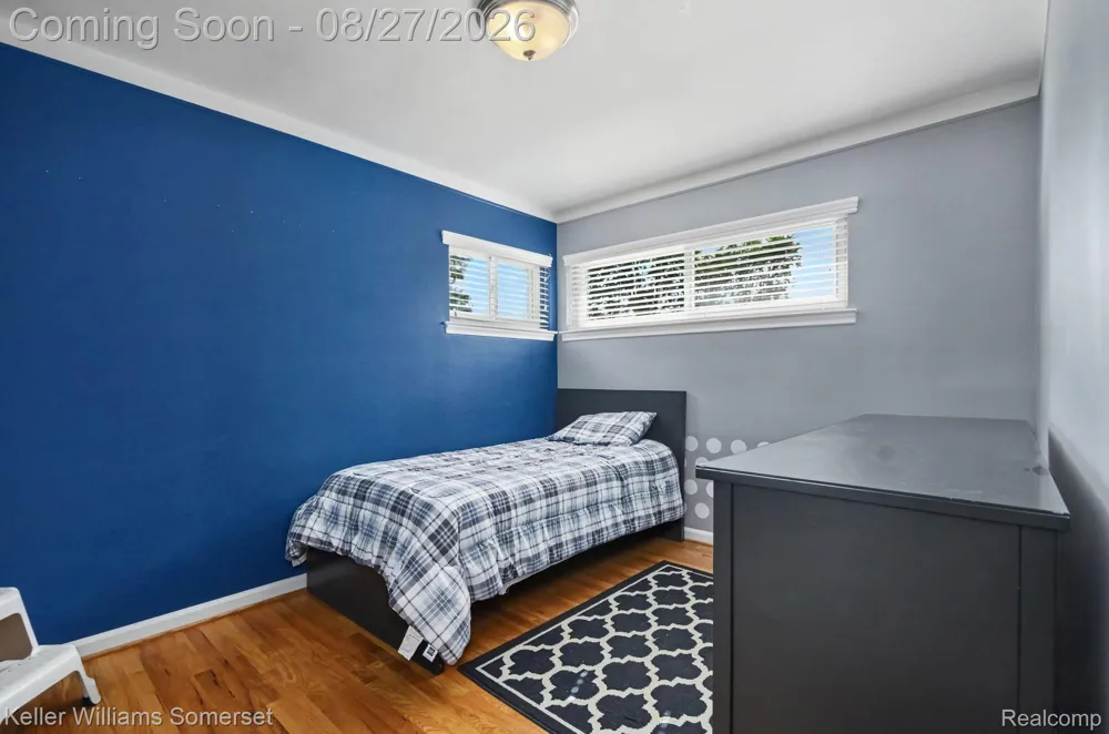 29100 Rosemont Street Roseville City, MI 48066