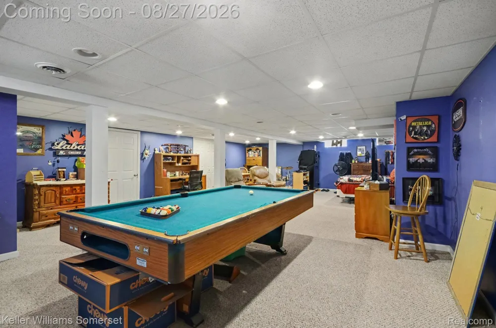 29100 Rosemont Street Roseville City, MI 48066