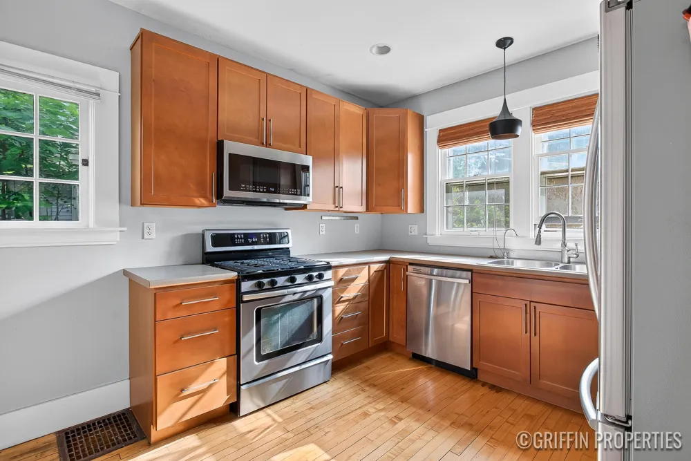 360 Carlton Avenue SE Grand Rapids City, MI 49506