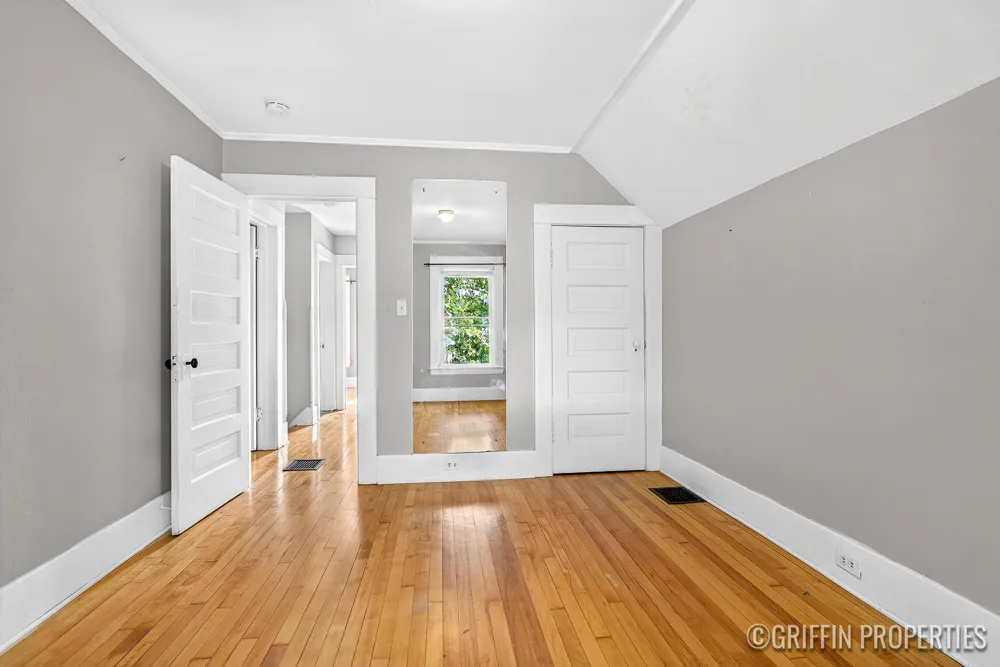 360 Carlton Avenue SE Grand Rapids City, MI 49506