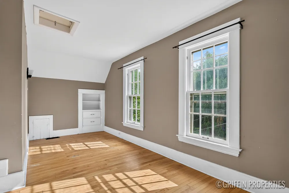 360 Carlton Avenue SE Grand Rapids City, MI 49506