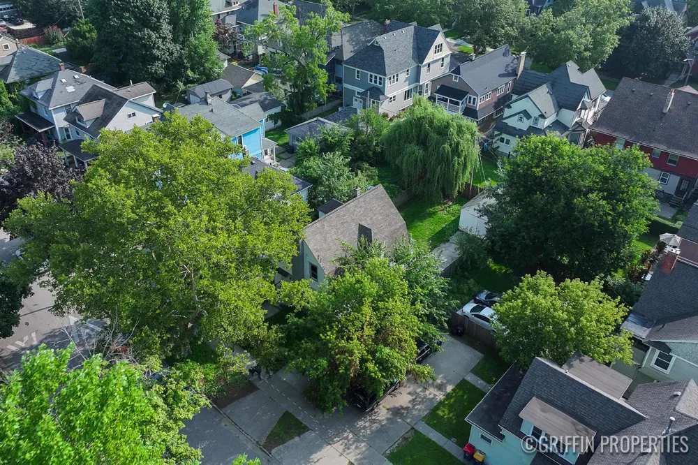 360 Carlton Avenue SE Grand Rapids City, MI 49506