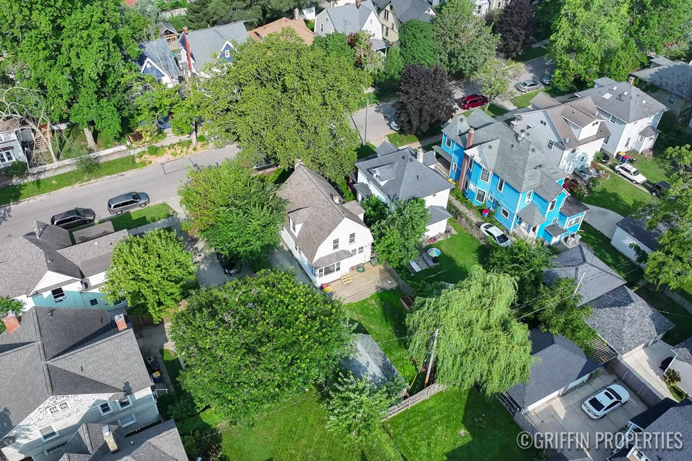 360 Carlton Avenue SE Grand Rapids City, MI 49506