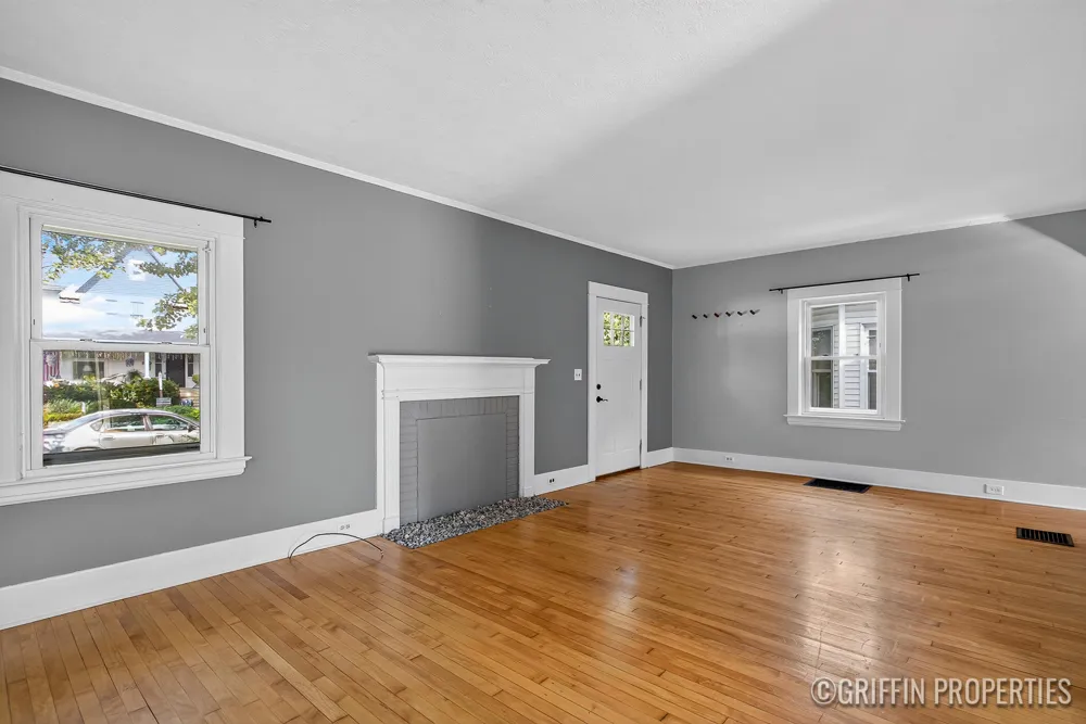 360 Carlton Avenue SE Grand Rapids City, MI 49506