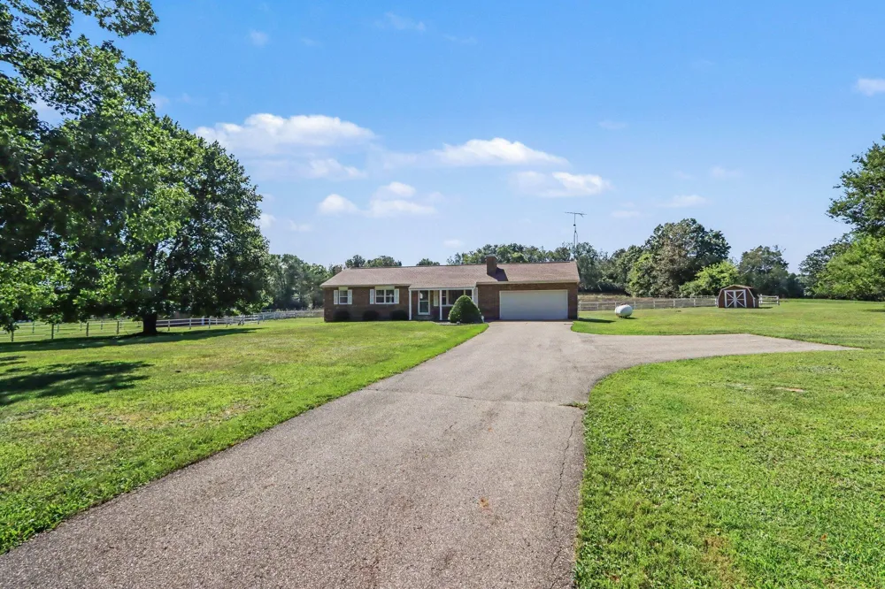 23275 Uldriks Drive Bedford Charter Township, MI 49017
