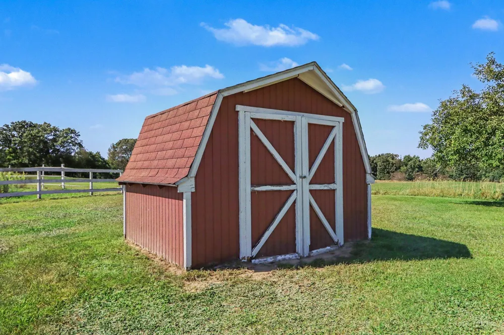 23275 Uldriks Drive Bedford Charter Township, MI 49017