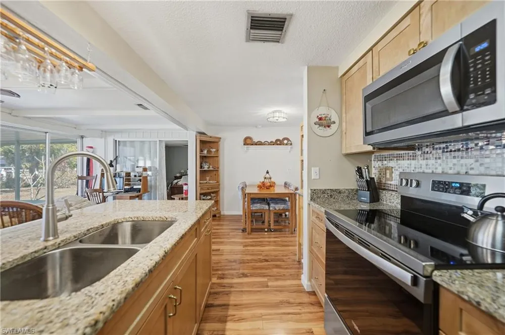 18366 Burkholder Circle Port Charlotte, FL 33948