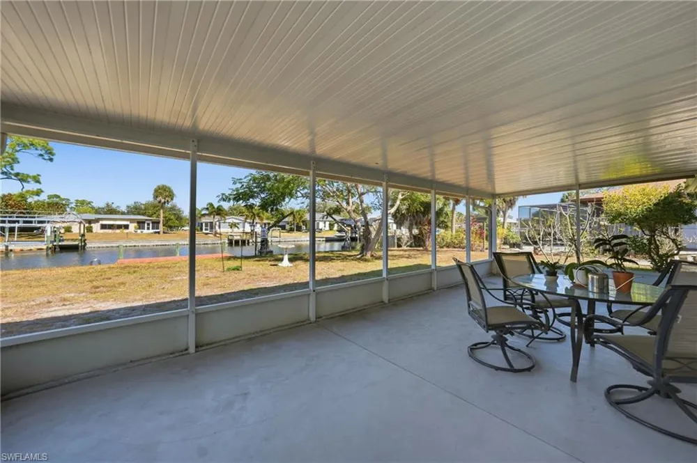 18366 Burkholder Circle Port Charlotte, FL 33948