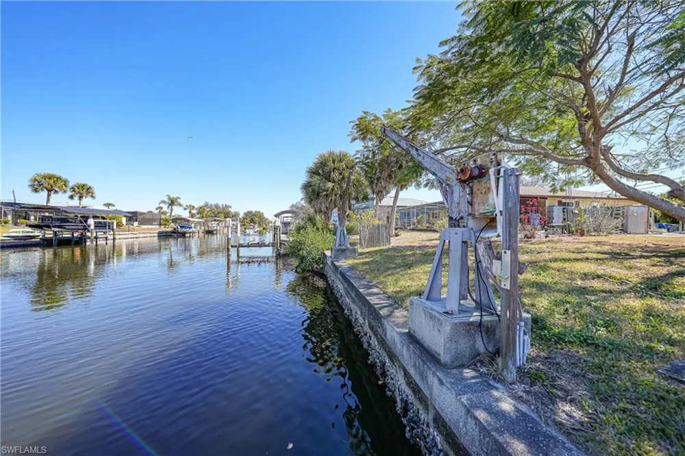 18366 Burkholder Circle Port Charlotte, FL 33948
