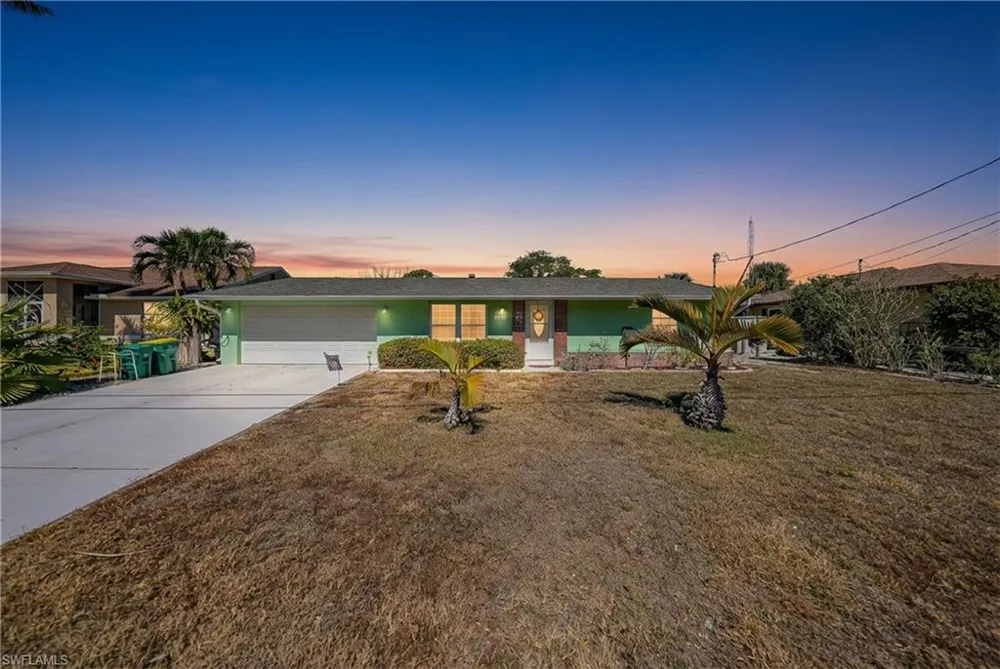 18366 Burkholder Circle Port Charlotte, FL 33948