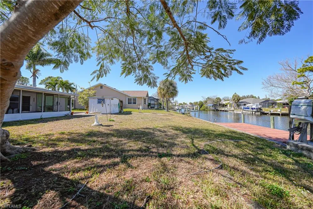 18366 Burkholder Circle Port Charlotte, FL 33948