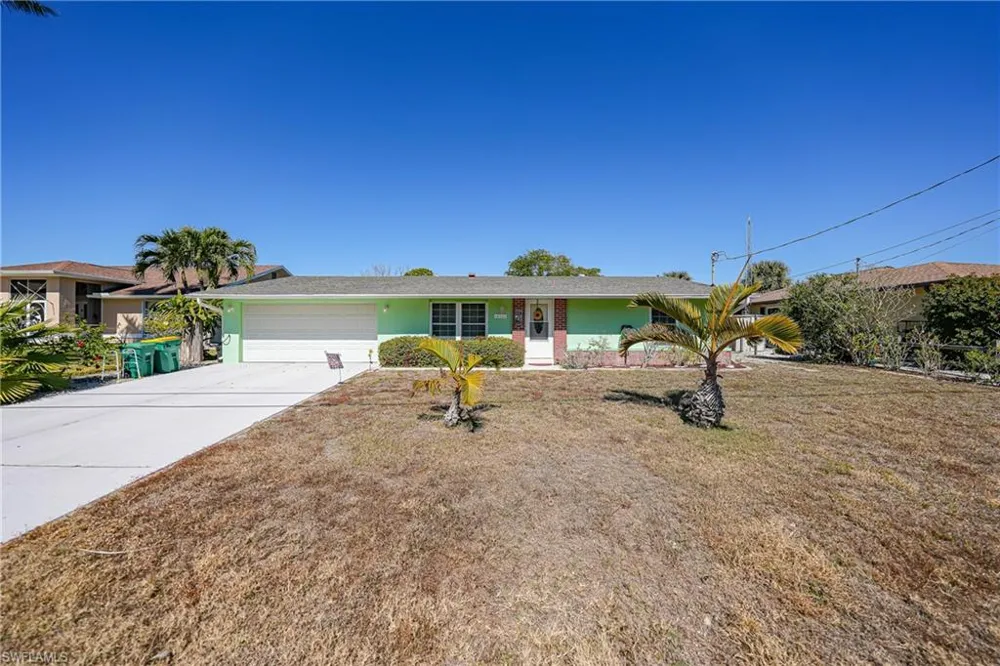 18366 Burkholder Circle Port Charlotte, FL 33948