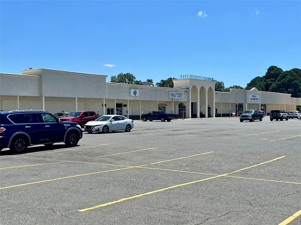 519 S Main Street Springhill, LA 71075