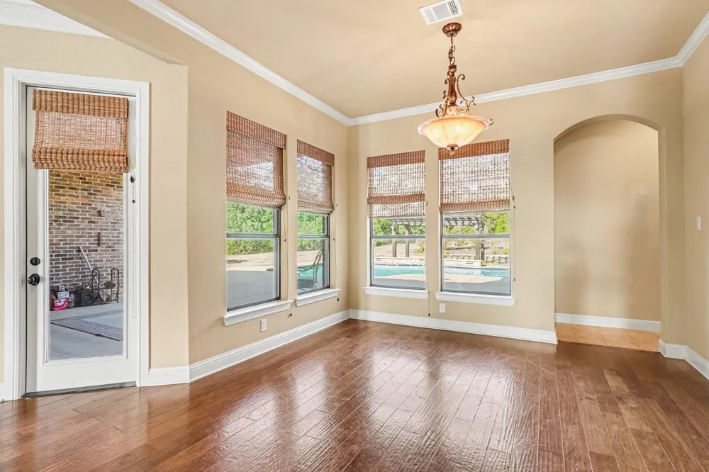 6909 Heritage Oaks Drive Mansfield, TX 76063
