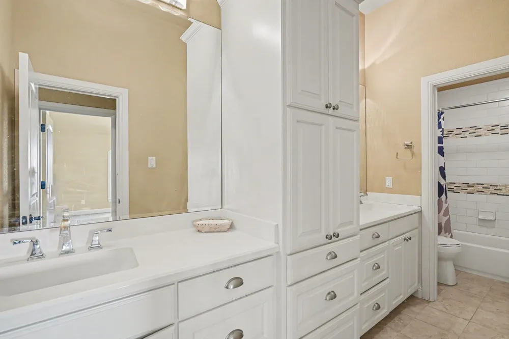 6909 Heritage Oaks Drive Mansfield, TX 76063