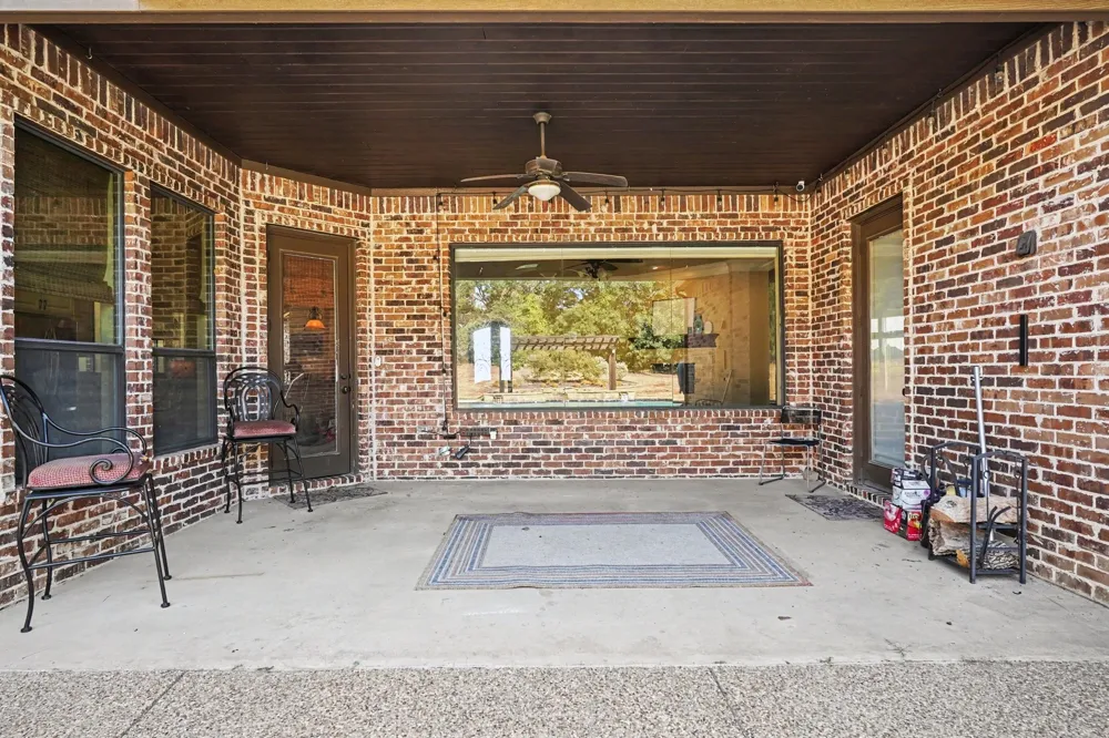 6909 Heritage Oaks Drive Mansfield, TX 76063