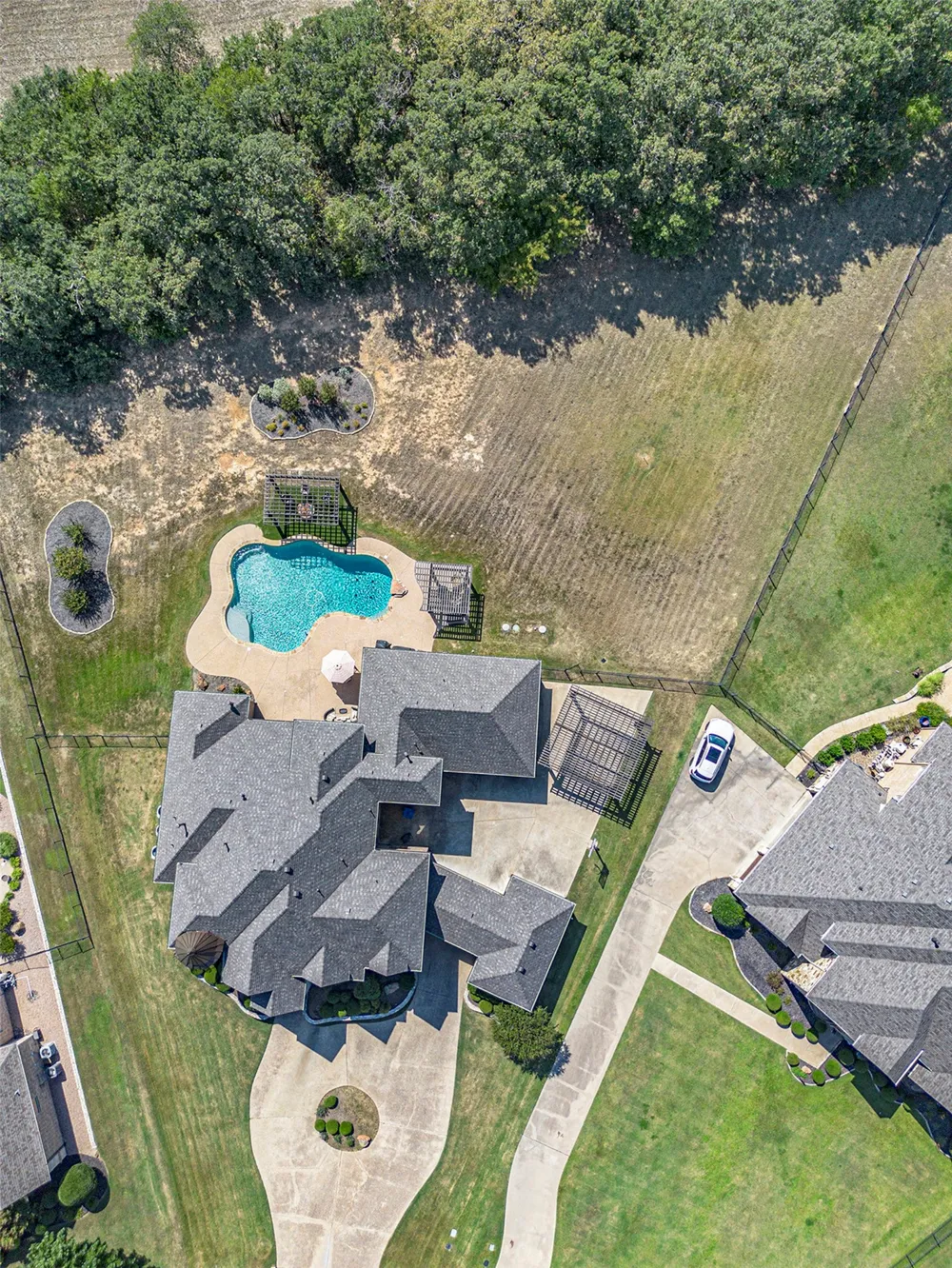 6909 Heritage Oaks Drive Mansfield, TX 76063